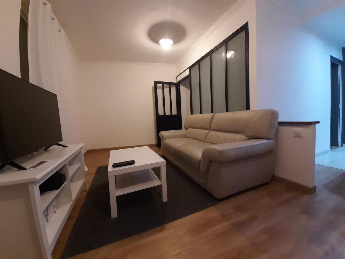 Appartement 2 Pieces, Proche Rer, Bus Et Chateau Rambouillet Exterior foto